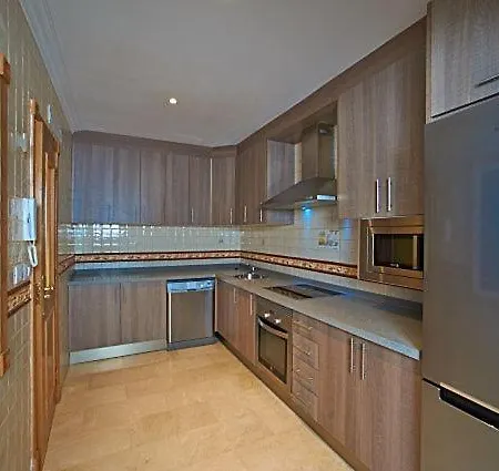 A Luxury Townhouse! *