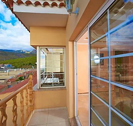 Ferienhaus A Luxury Townhouse!